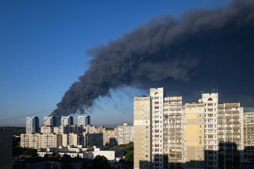 Rússia retoma ataques a Kiev após três dias
