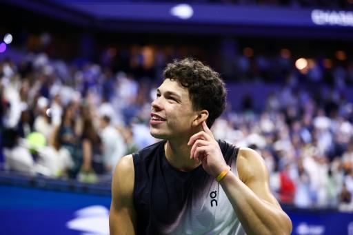 Ben Shelton reacts after beating Frances Tiafoe in an all-American semi-final at the US Open — CHARLY TRIBALLEAU / AFP