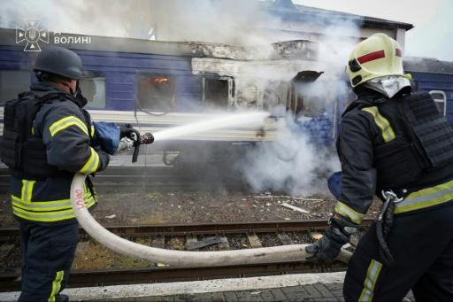 Kiev et Varsovie dénoncent une frappe russe sur un train à la frontière polonaise