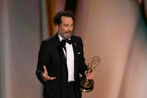 'O Segredo de Widow's Bay' e 'The Pitt' triunfam no Emmy