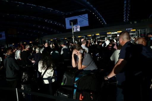 Cyberattack ruled out in UK air traffic glitch that hit hundreds of flights