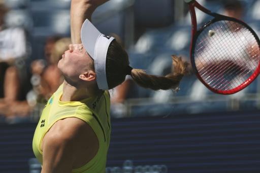 La joueuse du Kazakhstan et future N.1 mondiale Elena Rybakina en quart de finale de l'US Open contre la Chinoise Zheng Qinwen le 9 septembre 2026 à New York — TIMOTHY A. CLARY / AFP
