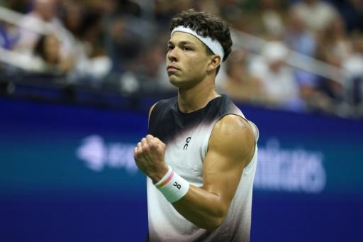 Shelton fordert Alcaraz im Viertelfinale