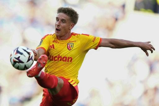 Michal Skoras, l'attaquant polonais de Lens, au cours du match de L1 contre Strasbourg le 29 août 2026 au Stade de La Meinau à Strasbourg — SEBASTIEN BOZON / AFP
