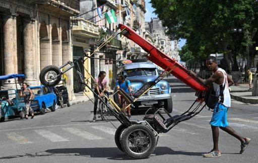 Cuba denuncia impacto financeiro 'recorde' do embargo dos EUA