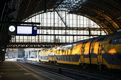 Zugverkehr in den Niederlanden nach mutmaßlicher Sabotage wieder aufgenommen