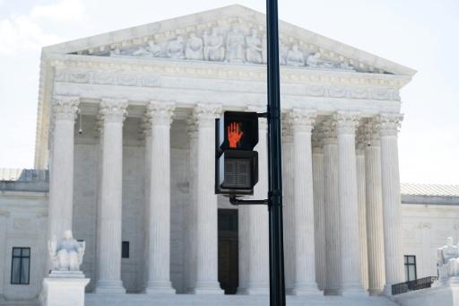 US Supreme Court blocks Trump mail-in ballot restrictions