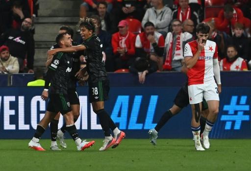 Ligue des champions: Lens s'offre le Slavia Prague sur le fil