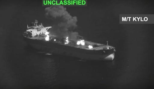 Capture d'écran réalisée le 5 septembre 2026 à partir d'une vidéo diffusée par le Commandement central des États-Unis (Centcom) sur X montrant ce que le Centcom présente comme une frappe des forces armées américaines contre un pétrolier iranien, dans le golfe d'Oman, le 5 septembre 2026 — Handout / AFP