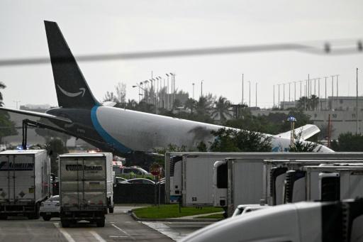 خمسة قتلى على الأقل في حادثة لطائرة شحن خلال هبوطها في مطار ميامي بالولايات المتحدة (سلطات)