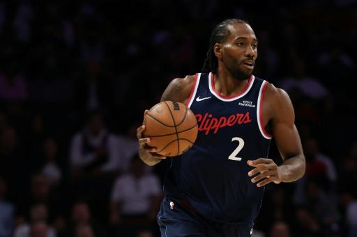 El dueño de los Clippers acepta una millonaria multa por violar el tope salarial en la NBA